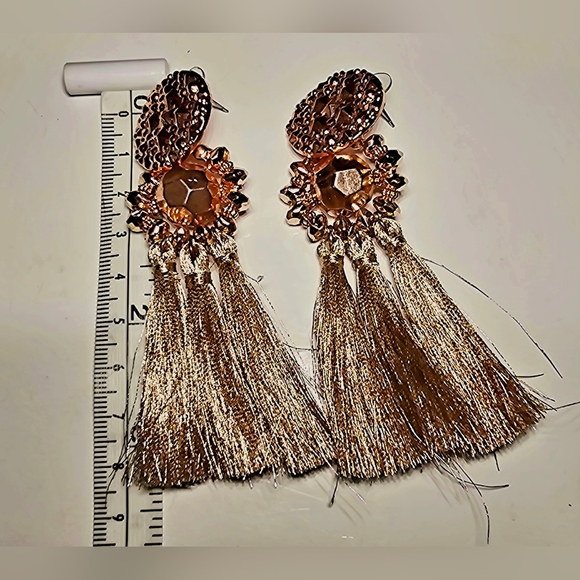 Lightweight long rose gold champagne faceted tassle fringe earrings, luxury - Picture 8 of 8